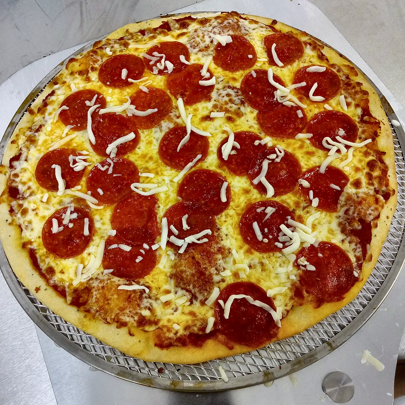 Fresh pepperoni pizza